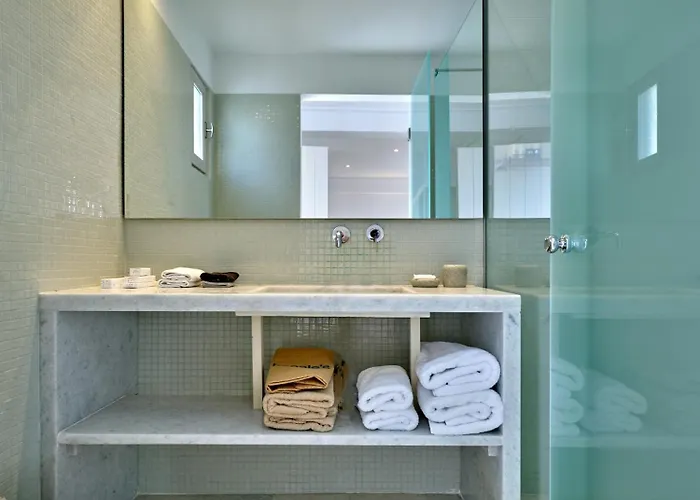 Kanale's & Hotel Naousa