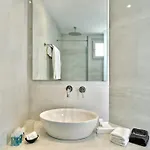 Kanale's & Hotel