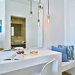 Hotel Kanale's & 4*