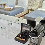 Hotel Kanale's & 4*