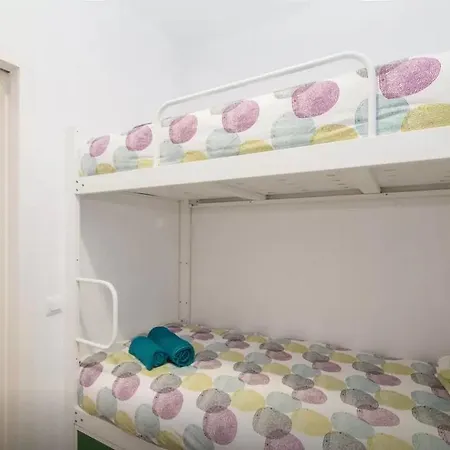 Kanale's & 4* נאוסה