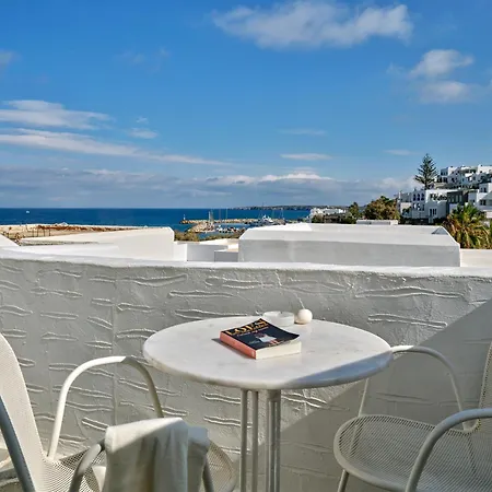 Kanale's & מלון 4*