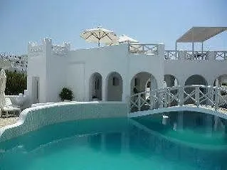 Kanale's & Hotel Naousa (Paros)