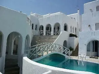 מלון Kanale's & נאוסה