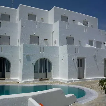 Kanale's & מלון 4*