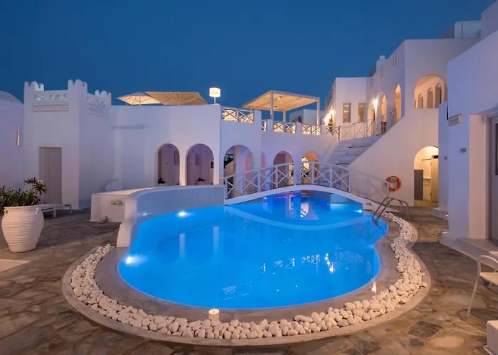 מלון Kanale's & 4*